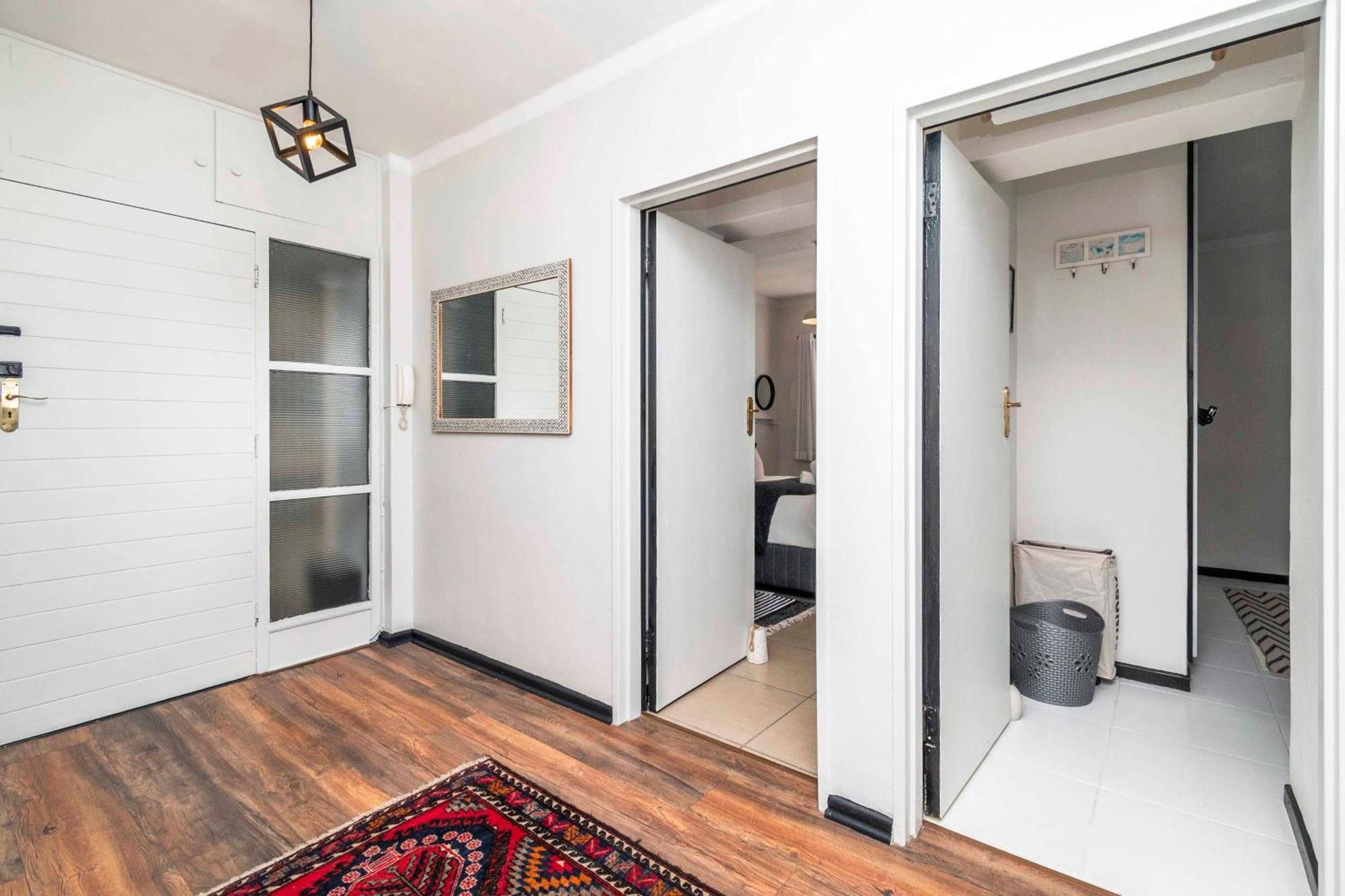 Lovely Seapoint Escape Apartment