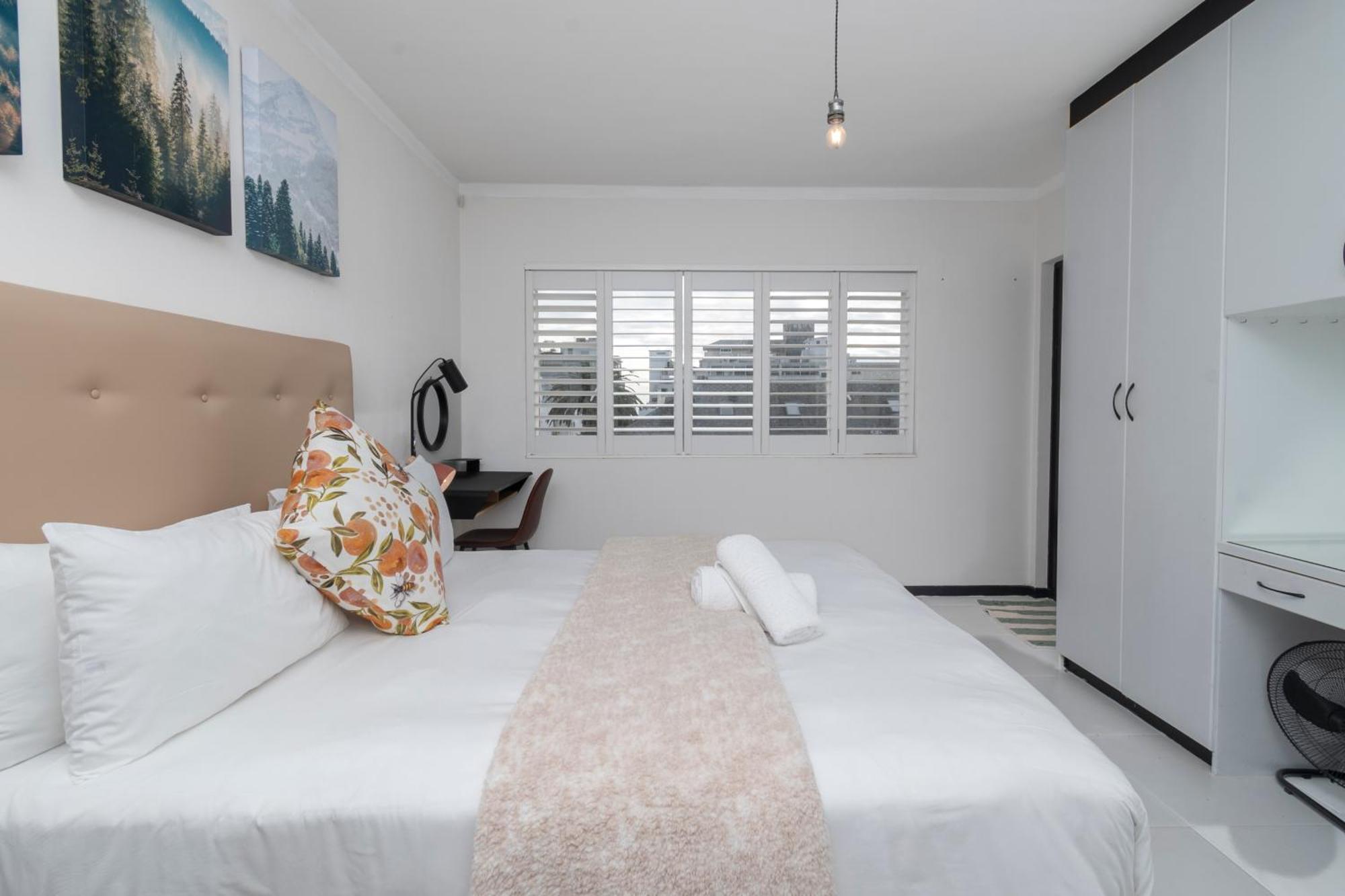 Lovely Seapoint Escape Apartment