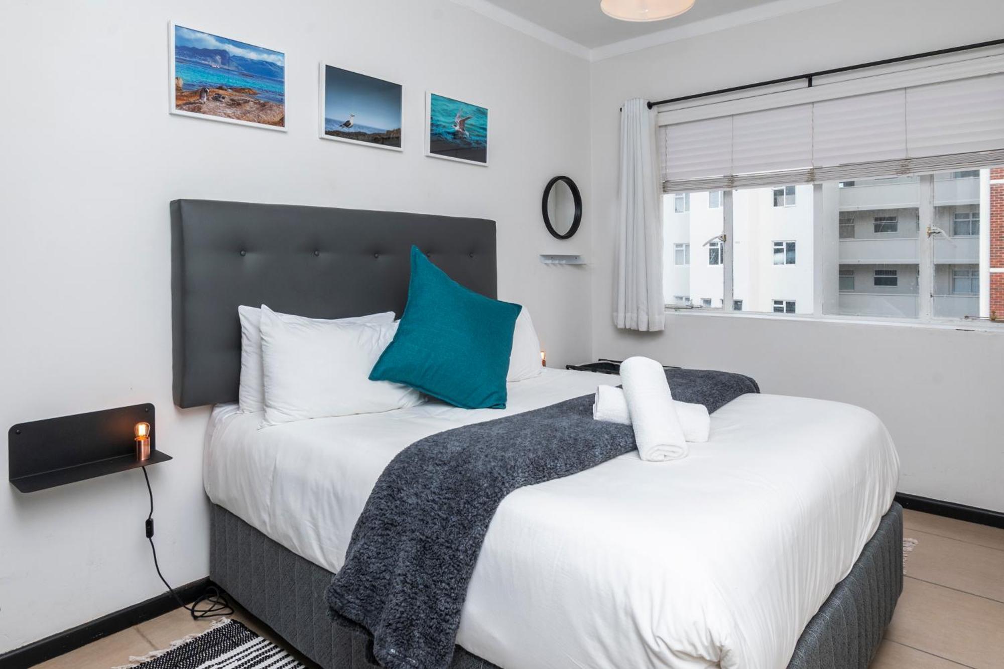 Apartment Lovely Seapoint Escape Cape Town